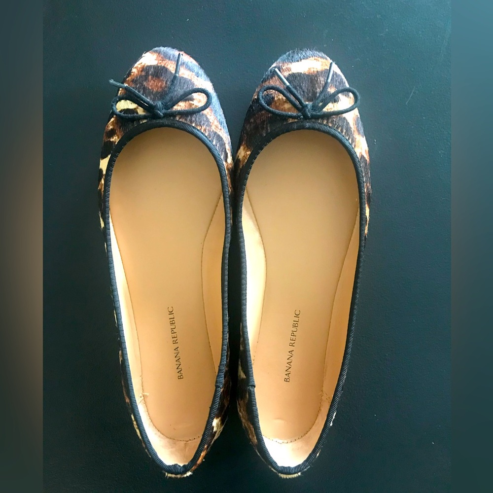 Banana Republic Women's Leopard Print Ballet Flats
